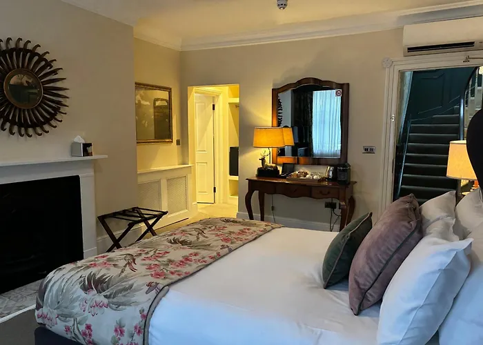 The Clerk & Well Pub And Rooms